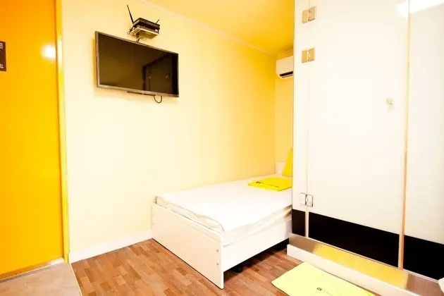 Üç Kişilik Oda, Buzdolabı, Şehir Manzaralı