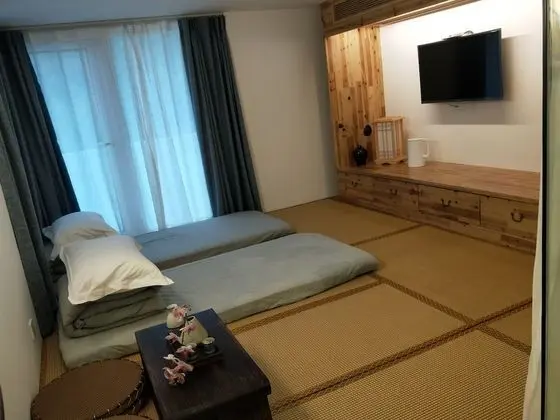 İki Ayrı Yataklı Oda (Tatami)
