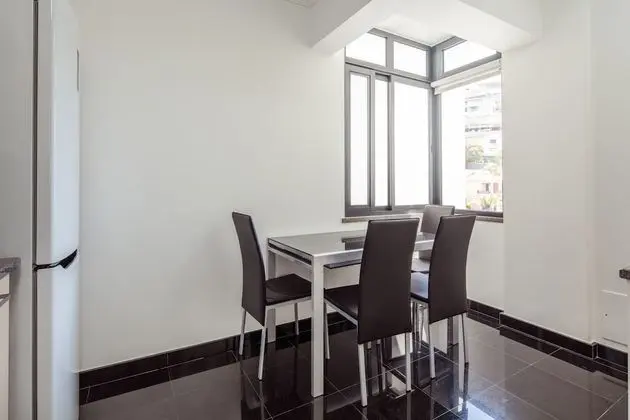 Apart Daire, 2 Yatak Odası, Deniz Manzaralı