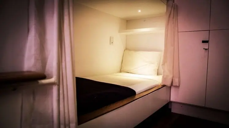 Ortak Ranzalı Oda, Sadece erkekler için (6 beds)