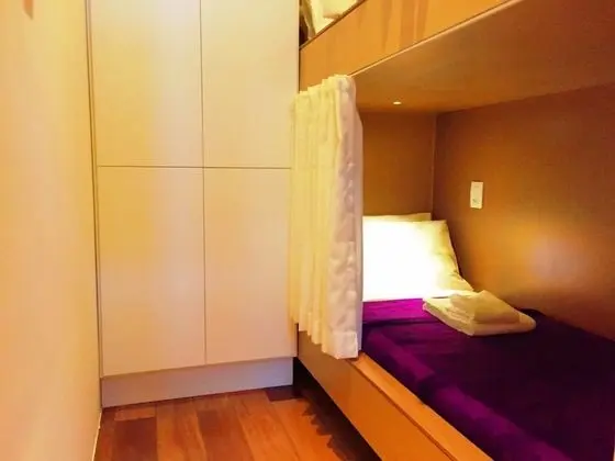 Ortak Ranzalı Oda, Sadece kadınlar için (6 beds )