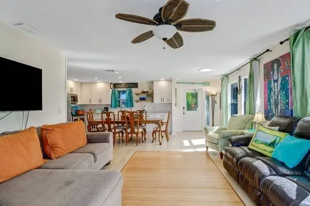 Daire (250 1st St-A)