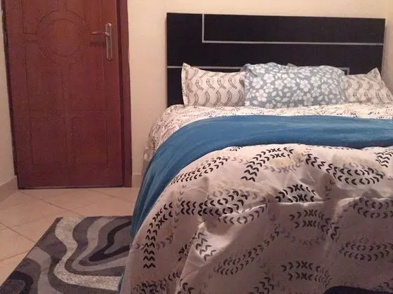 Standard Tek Büyük Yataklı Oda, Ortak Banyo