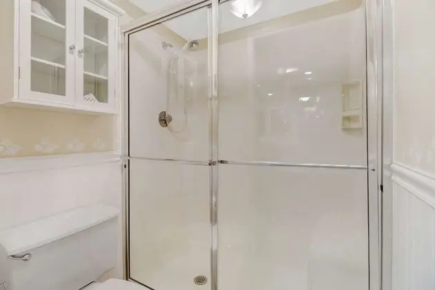 Daire (25870 Hickory Blvd #704)