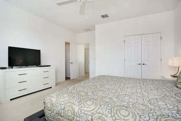 Villa (2590ROSE)