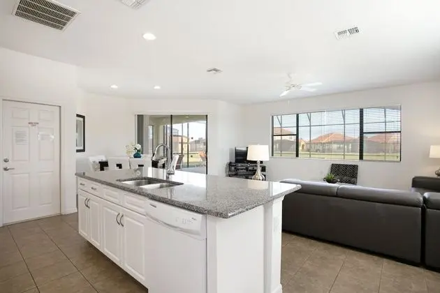 Villa (2590ROSE)
