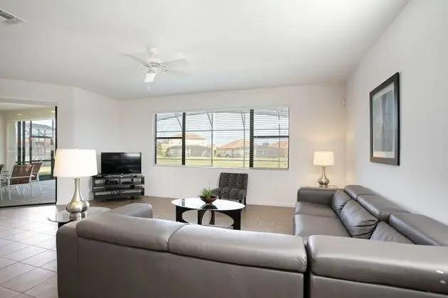 Villa (2590ROSE)