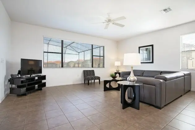 Villa (2590ROSE)