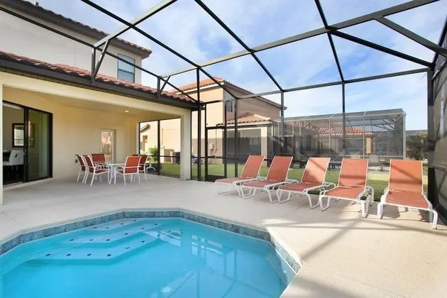 Villa (2590ROSE)