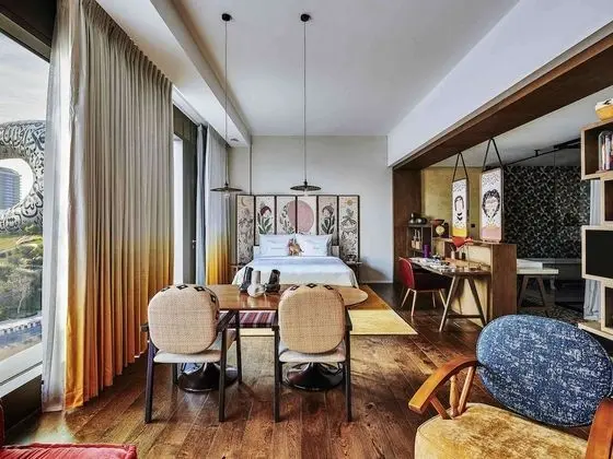 Artist Village Suite