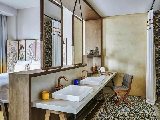 Artist Village Suite