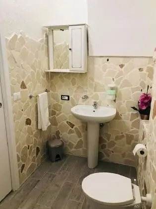 Stüdyo, Jakuzi, Zemin Kat