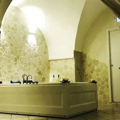 Stüdyo, Jakuzi, Zemin Kat