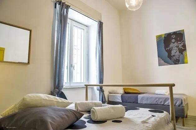 City Üç Kişilik Oda, Banyolu/Duşlu, Şehir Manzaralı