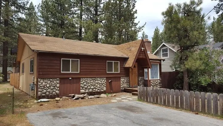 Kulübe (2609 Kubel Lake Cabin with Fenced Yar)