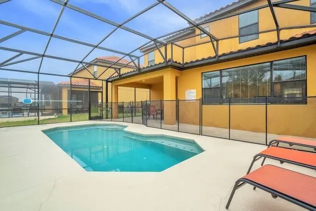 Villa (2609ROSEMONT)