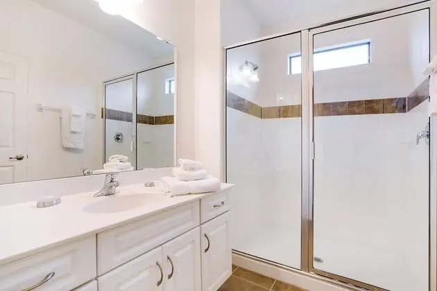 Villa (2609ROSEMONT)