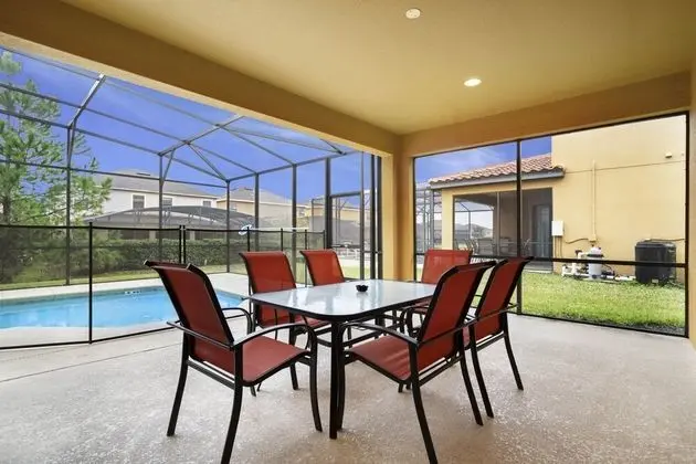 Villa (2609ROSEMONT)