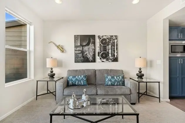 Ev, Birden Çok Yatak, Veranda, Bahçe Manzaralı (2626 Avenger Place (Unit 3))