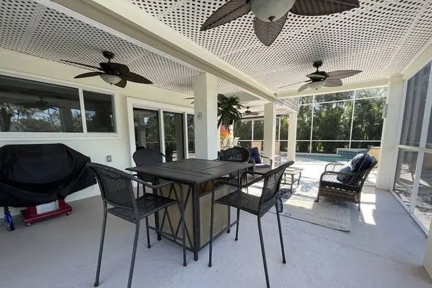 Ev (27090 Belle Rio Dr)