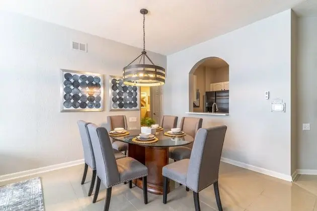 Daire (2788 Windsor Hills)