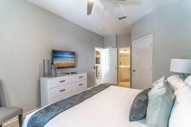 Daire (2788 Windsor Hills)