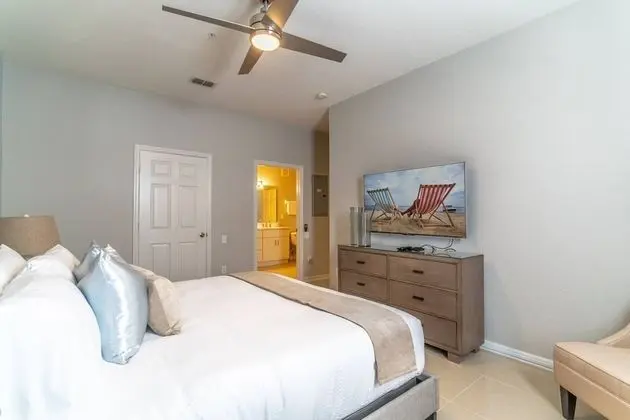 Daire (2788 Windsor Hills)