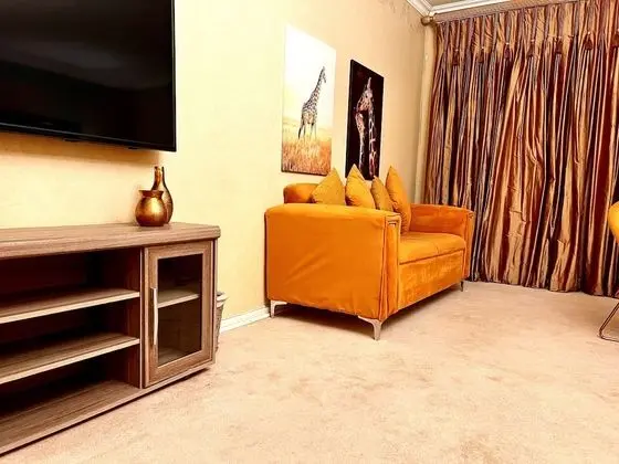 Executive Oda (Beige)