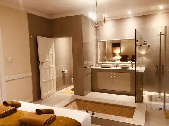 Orange Apartment