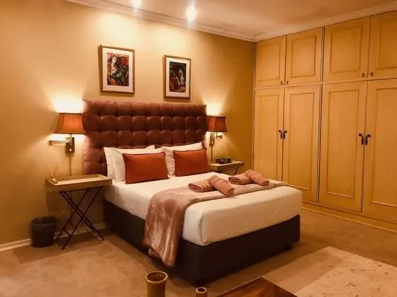Peach Room