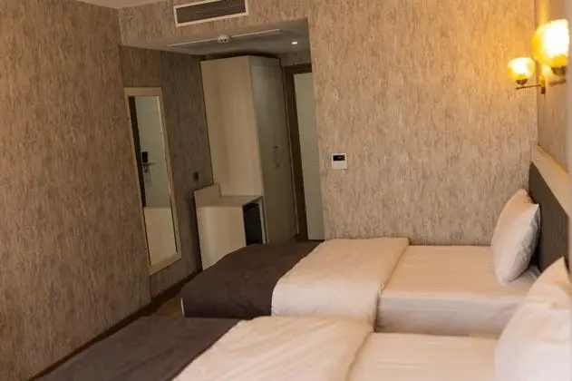 Üç Kişilik Oda, Şehir Manzaralı, Balkonlu