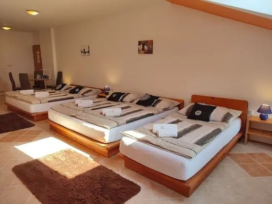 Oda (5 people, bath-tub)