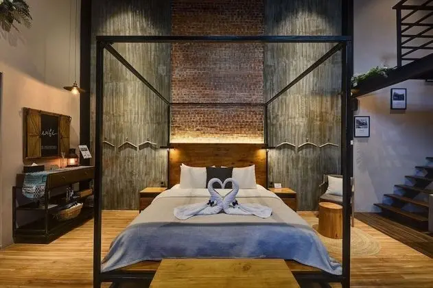 Deluxe Çatı Katı (Loft), Birden Çok Yatak, Küvet, Asma Kat (Please contact hotel after booking)