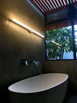 Deluxe Çatı Katı (Loft), Birden Çok Yatak, Küvet, Asma Kat (Please contact hotel after booking)