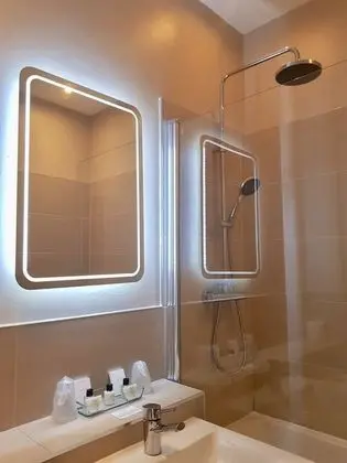 Standard Tek Büyük veya İki Ayrı Yataklı Oda