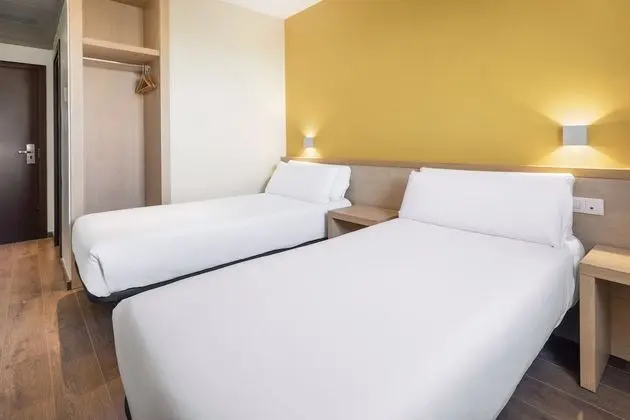 İki Ayrı Yataklı Oda