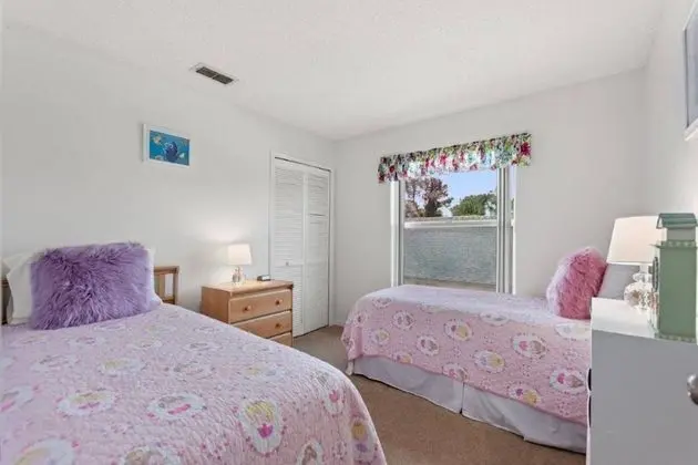 Ev (2811 Lindfields)