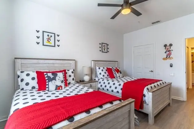 Daire (2821 Windsor Hills)