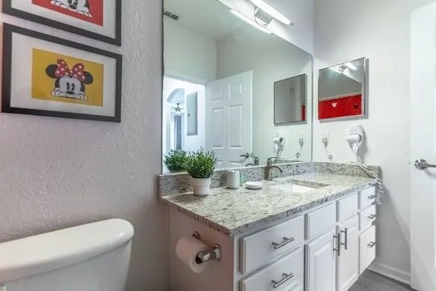 Daire (2821 Windsor Hills)