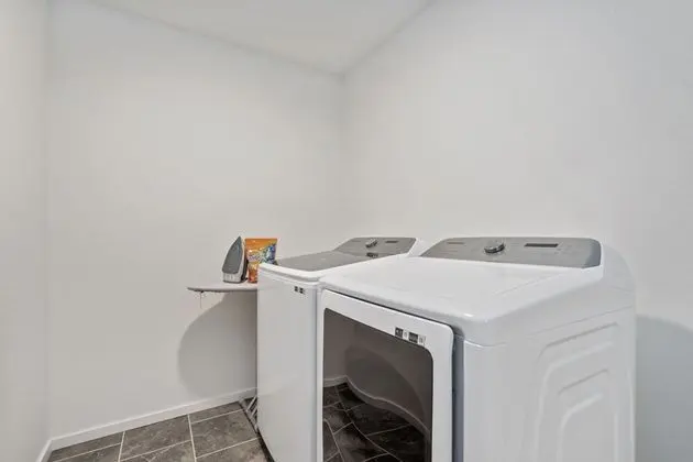 Ev, Birden Çok Yatak, Veranda, Bahçe Manzaralı (2838 Barnstormer St Unit #3)