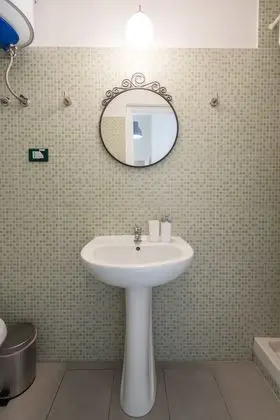 Economy Tek Büyük Yataklı Oda