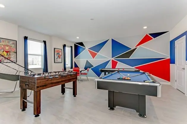 Ev (2867STANZA 9 BR Villa With Games Room)