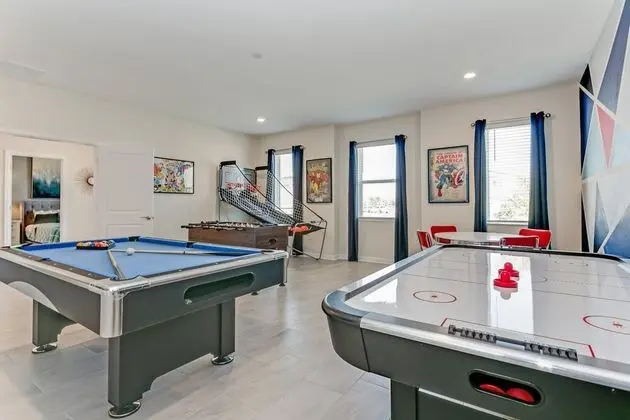 Ev (2867STANZA 9 BR Villa With Games Room)