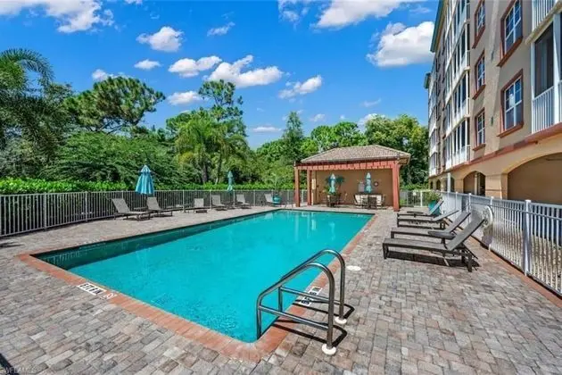 Daire (28750 Trails Edge Blvd #504)