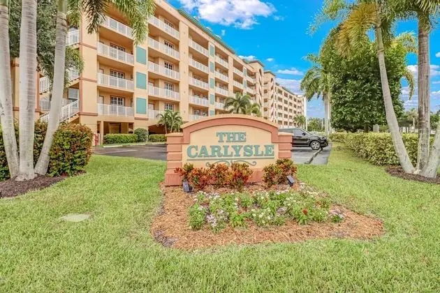 Daire (28750 Trails Edge Blvd #504)