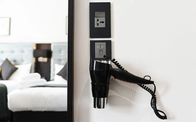 Standard Tek Büyük Yataklı Oda