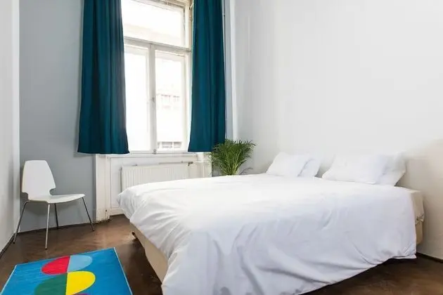 Standard Tek Büyük Yataklı Oda, 1 Çift Kişilik Yatak, Ortak Banyo
