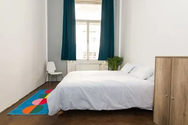 Standard Tek Büyük Yataklı Oda, 1 Çift Kişilik Yatak, Ortak Banyo