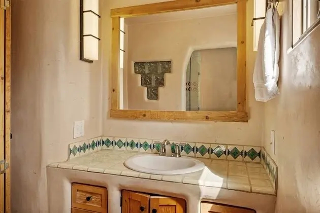 Ev (2bd Casa Divina)