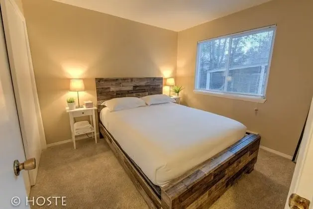 Ev (2 Bedrooms)